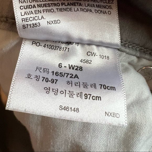 Denizen Levi’s Gray High Rise Ankle Skinny Jeans - Picture 9 of 9